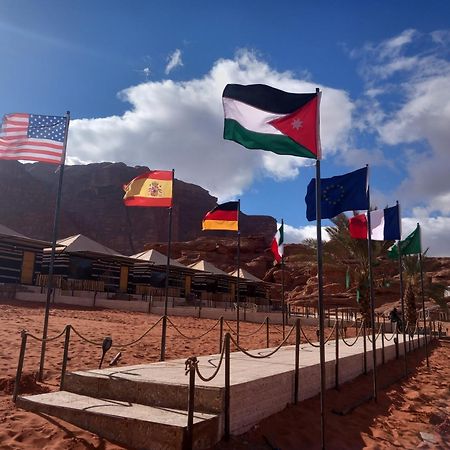 Khazali Mountain Camp Hotel Wadi Rum Buitenkant foto